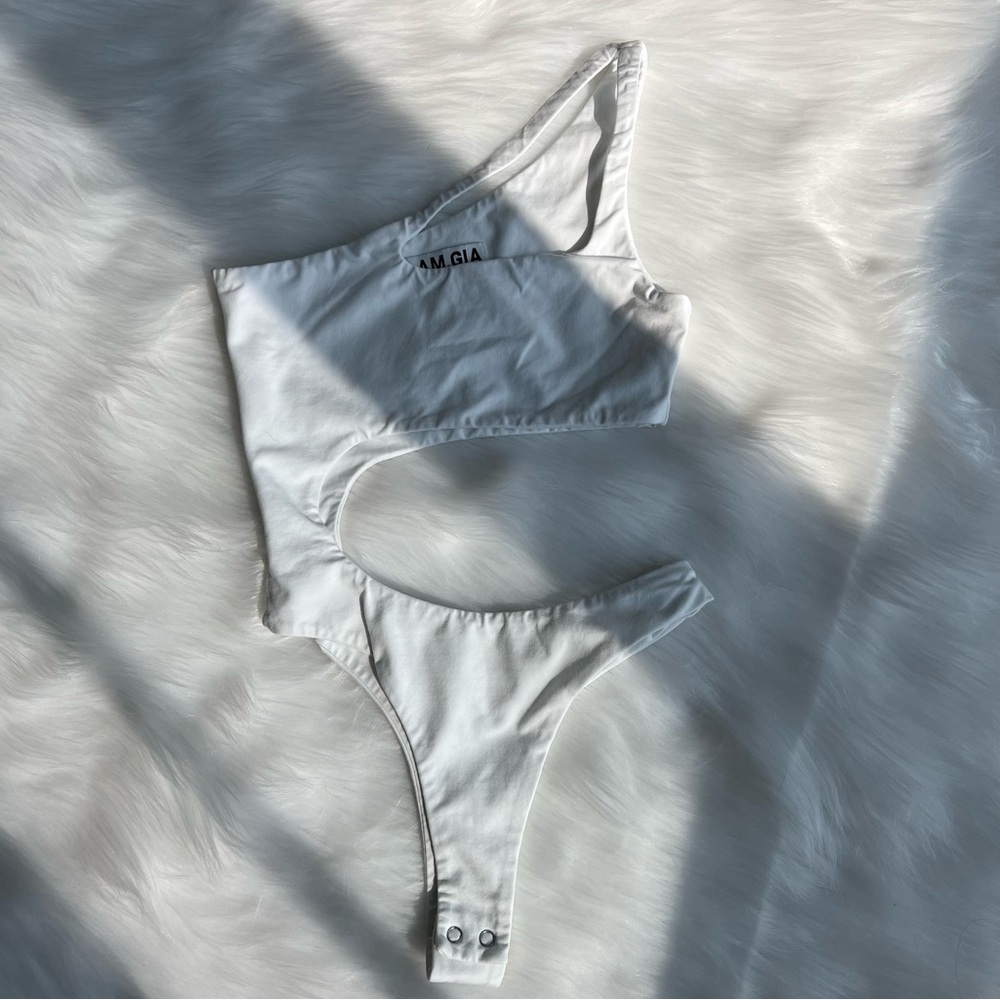 ❌SOLD❌I AM GIA Saturn bodysuit - Picture 2 of 5